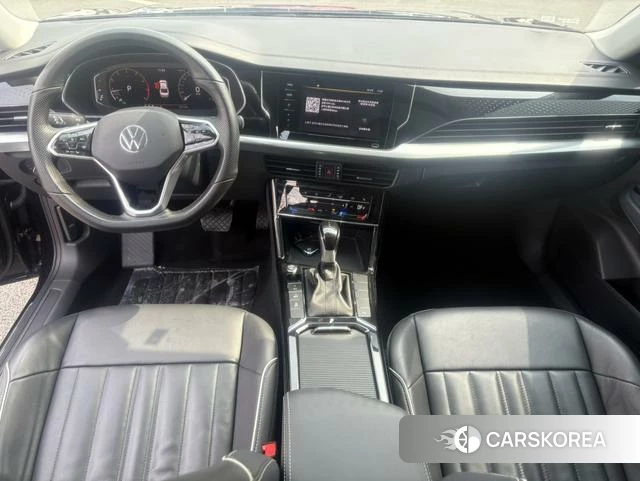 Volkswagen Passat id 4271409 из Китая 10
