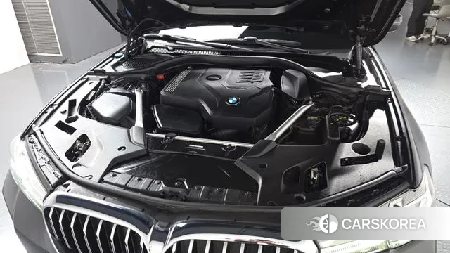 BMW 5 Series (G30) id 3433542 из Кореи 16