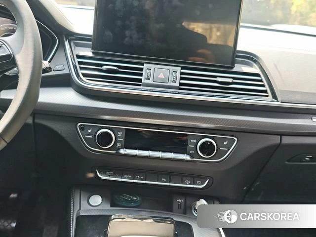 Audi Q5L id 4259587 из Китая 12