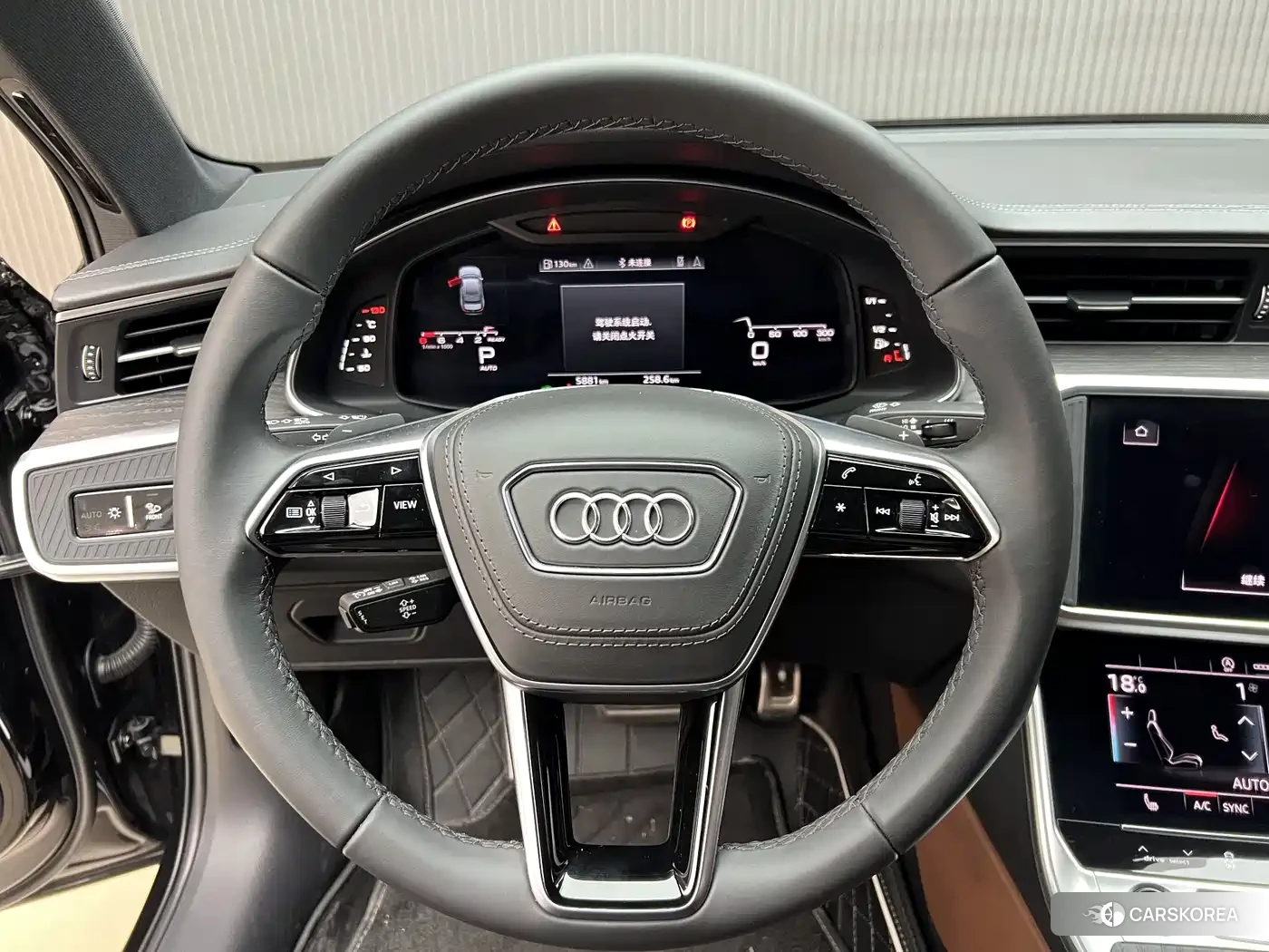 Audi A6L id 4539420 из Китая 16