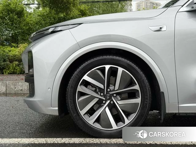 Ideal car Ideal L9 id 4190405 из Китая 15