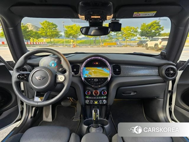 Mini Cooper Electric id 4629224 из Кореи 16