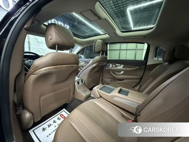 Mercedes-Benz E-class id 4217550 из Китая 6