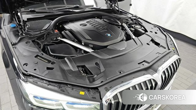 BMW 7 Series (G11) id 3813050 из Кореи 16