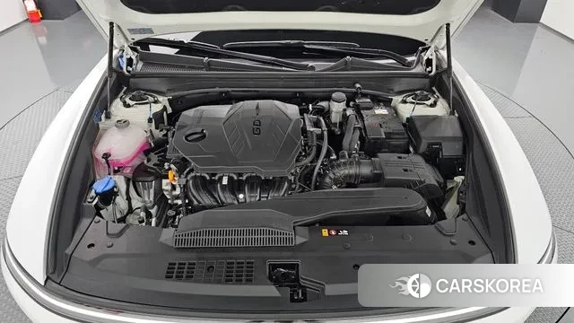 Hyundai Grandeur (GN7) id 3353426 из Кореи 16