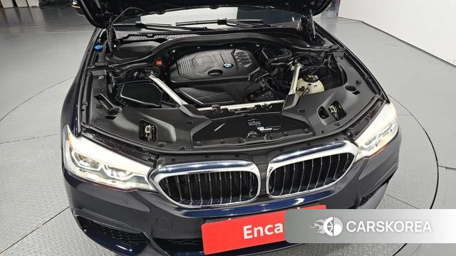 BMW 5 Series (G30) id 4558018 из Кореи 29