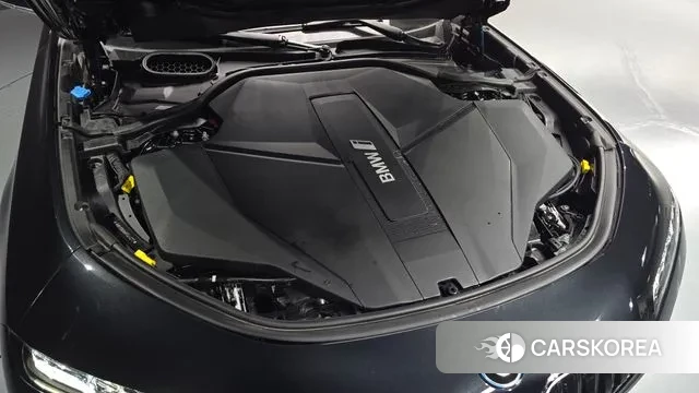 BMW i7 (G70) id 3534129 из Кореи 16