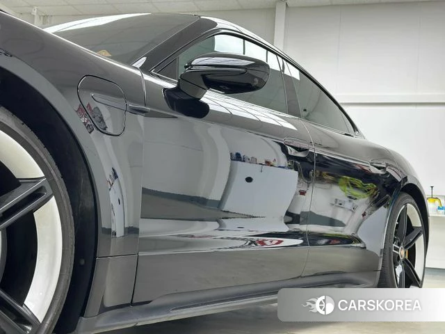 Porsche Taycan id 4593231 из Кореи 7