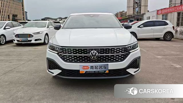 Volkswagen Lavida 2025 Белый из Китая, фото 6