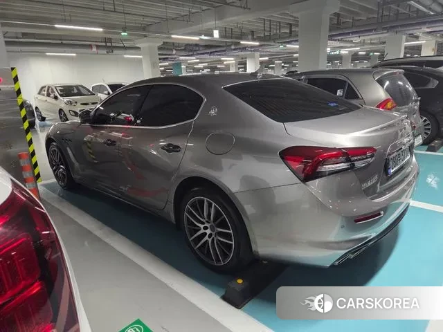 Maserati Ghibli id 3085465 из Кореи 16