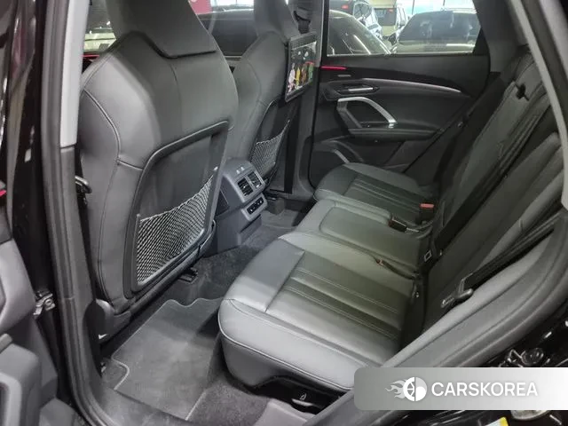 Audi Q5 (80A) 2025 Черный из Кореи, фото 6