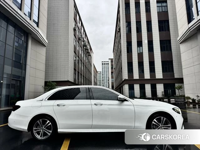 Mercedes-Benz E-class id 4211741 из Китая 14