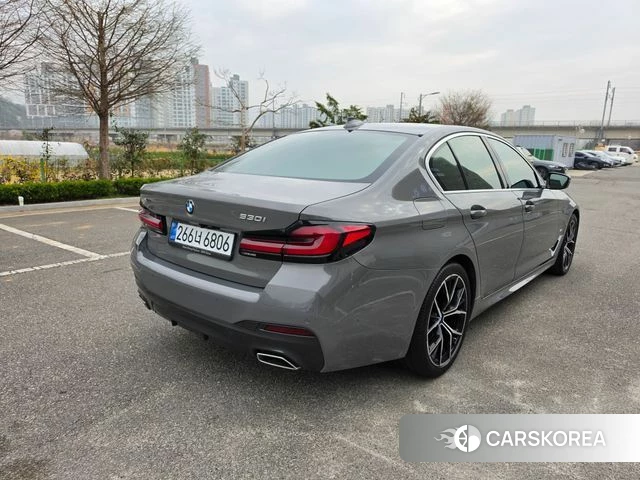 BMW 5 Series (G30) id 3860492 из Кореи 15