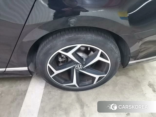 Volkswagen Magotan id 4348521 из Китая 16