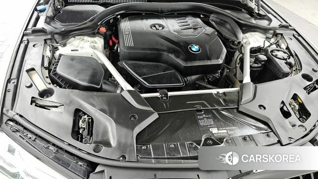 BMW 5 Series (G30) id 4284165 из Кореи 30