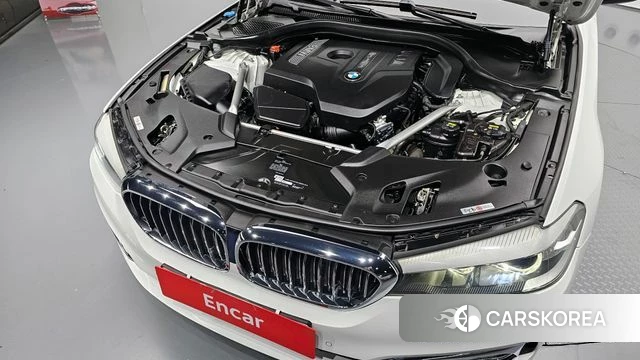 BMW 5 Series (G30) id 4339545 из Кореи 29