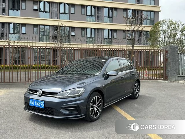 Volkswagen Golf 2020 Темно-серый из Китая, фото 6