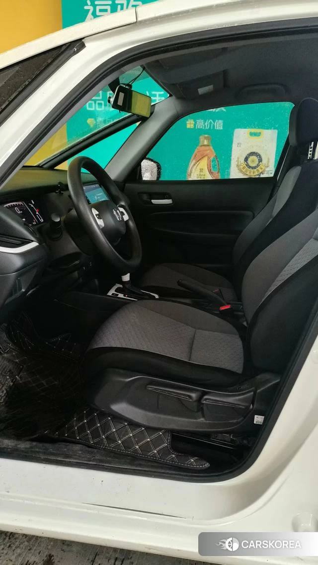Honda Fit 2023 Белый из Китая, фото 6