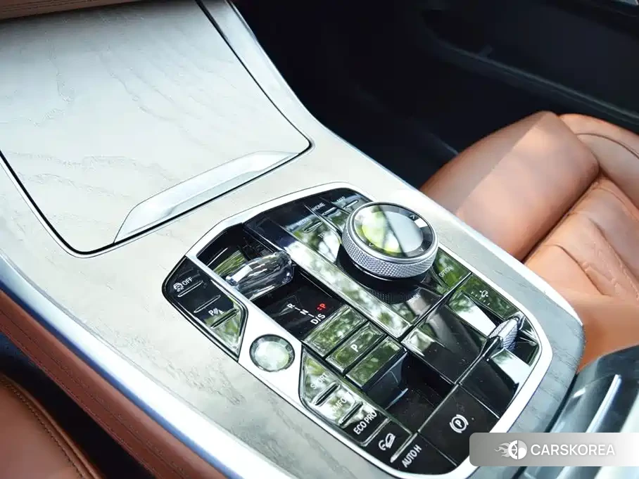 BMW X7 id 4599667 из Китая 12