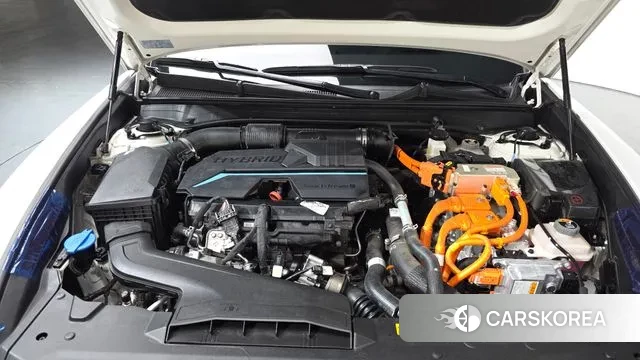 Hyundai Grandeur Hybrid (GN7) id 3507536 из Кореи 16