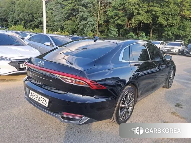 Hyundai The New Grandeur IG id 3207905 из Кореи 16