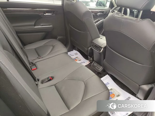 Toyota Highlander id 4261008 из Китая 12
