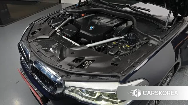 BMW 5 Series (G30) id 3193081 из Кореи 16