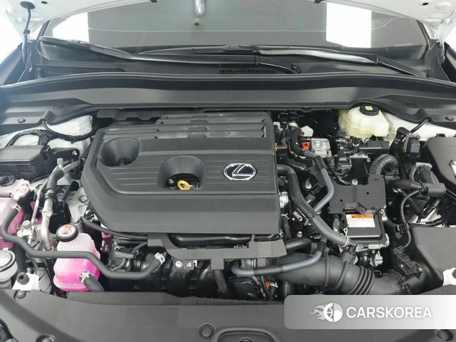 Lexus UX300h id 4879321 из Кореи 10