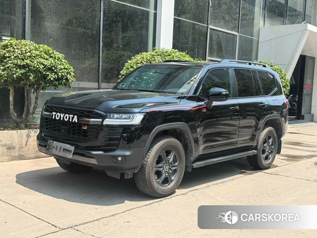 Toyota Land Cruiser (imported) 2024 Черный из Китая, фото 6