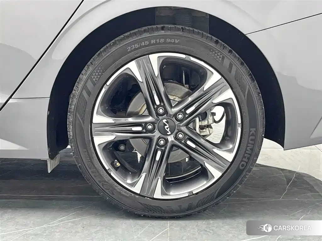 Kia K5 id 4538652 из Китая 21