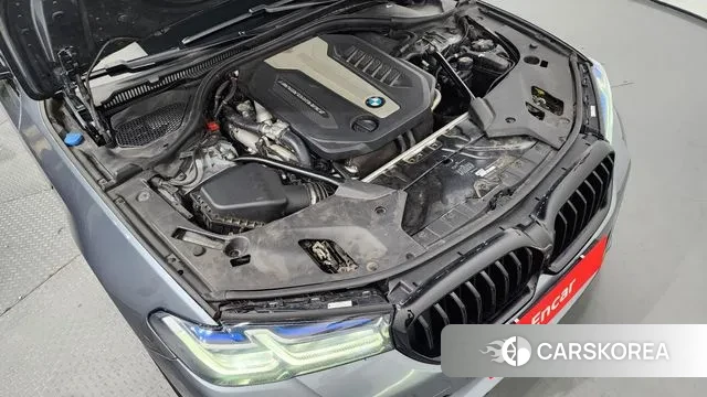 BMW 5 Series (G30) id 3029436 из Кореи 16