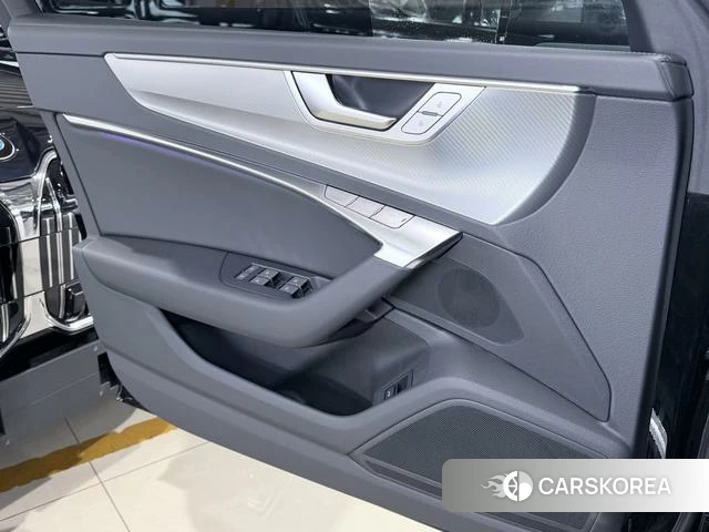 Audi A6L id 4259274 из Китая 19