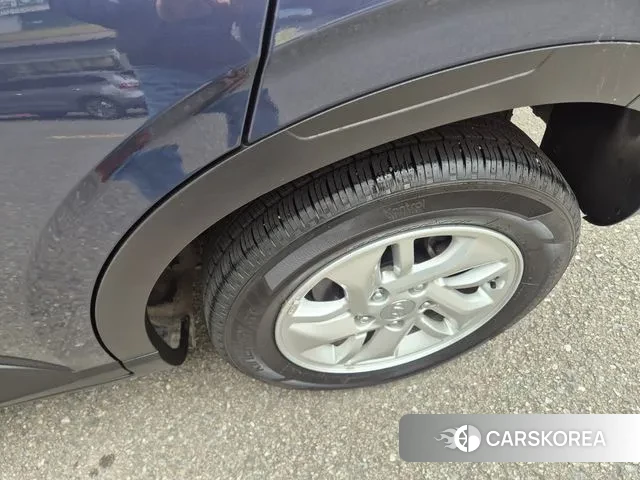 Hyundai Venue id 3621984 из Кореи 14