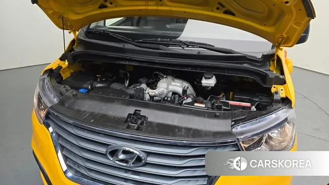 Hyundai The New Grand Starex id 3747493 из Кореи 16