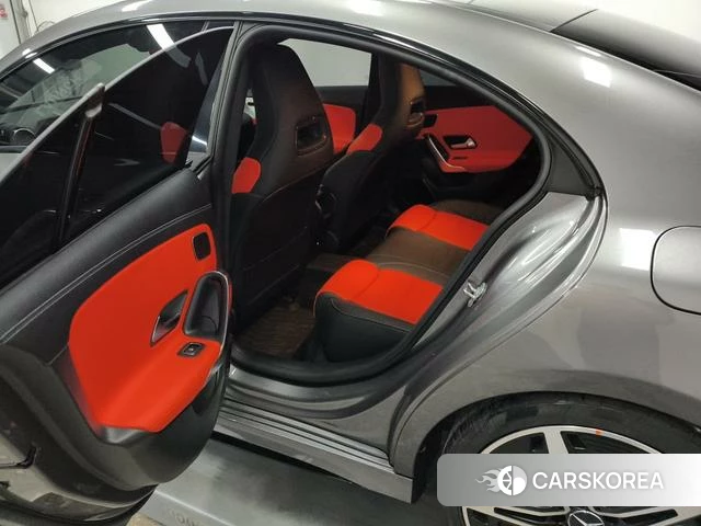 Mercedes-Benz CLA AMG 2024 Серебристо-серый из Китая, фото 6