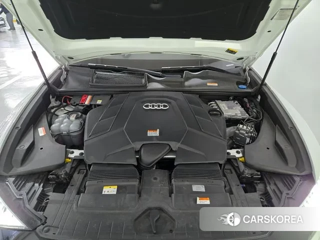 Audi Q8 (4M) id 3405845 из Кореи 16