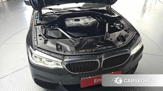 BMW 5 Series (G30) id 4196716 из Кореи 16