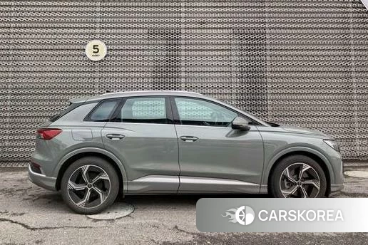 Audi Q4 e-tron 2024 Темно-серый из Китая, фото 6