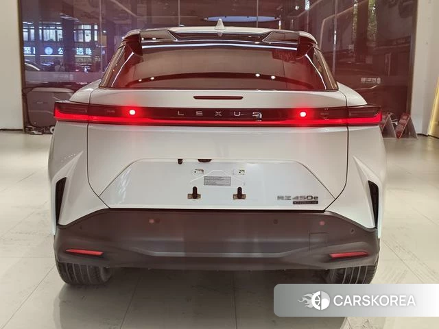 Lexus RZ id 4291463 из Китая 33