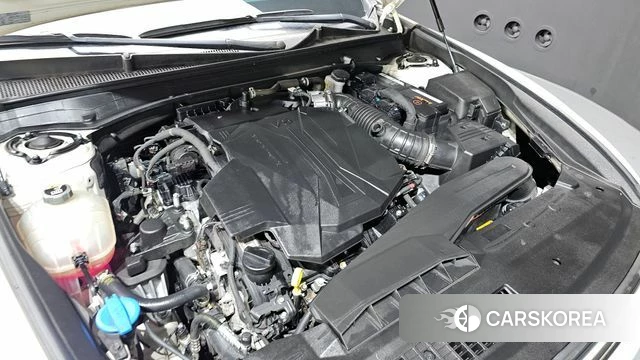 Hyundai Grandeur (GN7) id 3838522 из Кореи 16