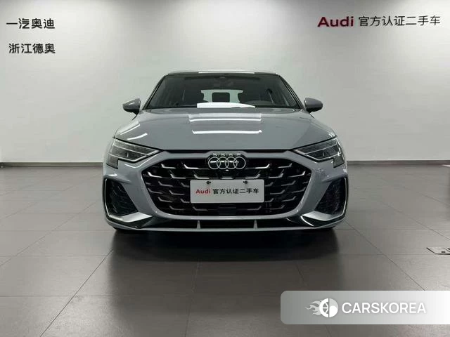 Audi A3 2024 Серебристо-серый из Китая, фото 6