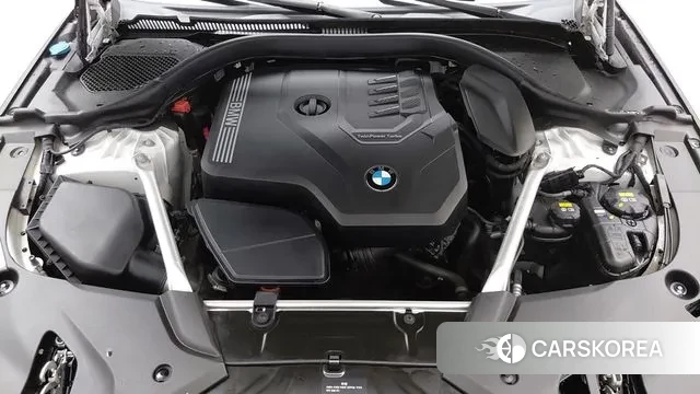 BMW 5 Series (G30) id 3396362 из Кореи 16