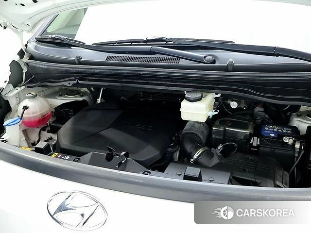 Hyundai Staria id 3858969 из Кореи 16
