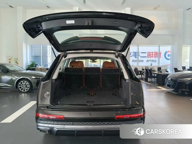 Audi Q7 id 4278978 из Китая 15