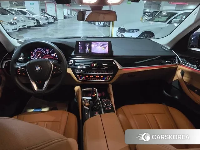 BMW 5 Series (G30) id 3018619 из Кореи 16