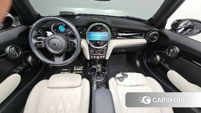 Mini Cooper S Convertible id 4401359 из Кореи 28