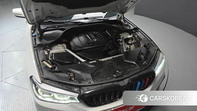 BMW 5 Series (G30) id 3861739 из Кореи 16