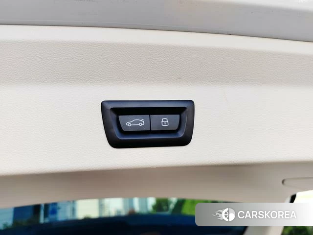 BMW X3 id 4368232 из Китая 18