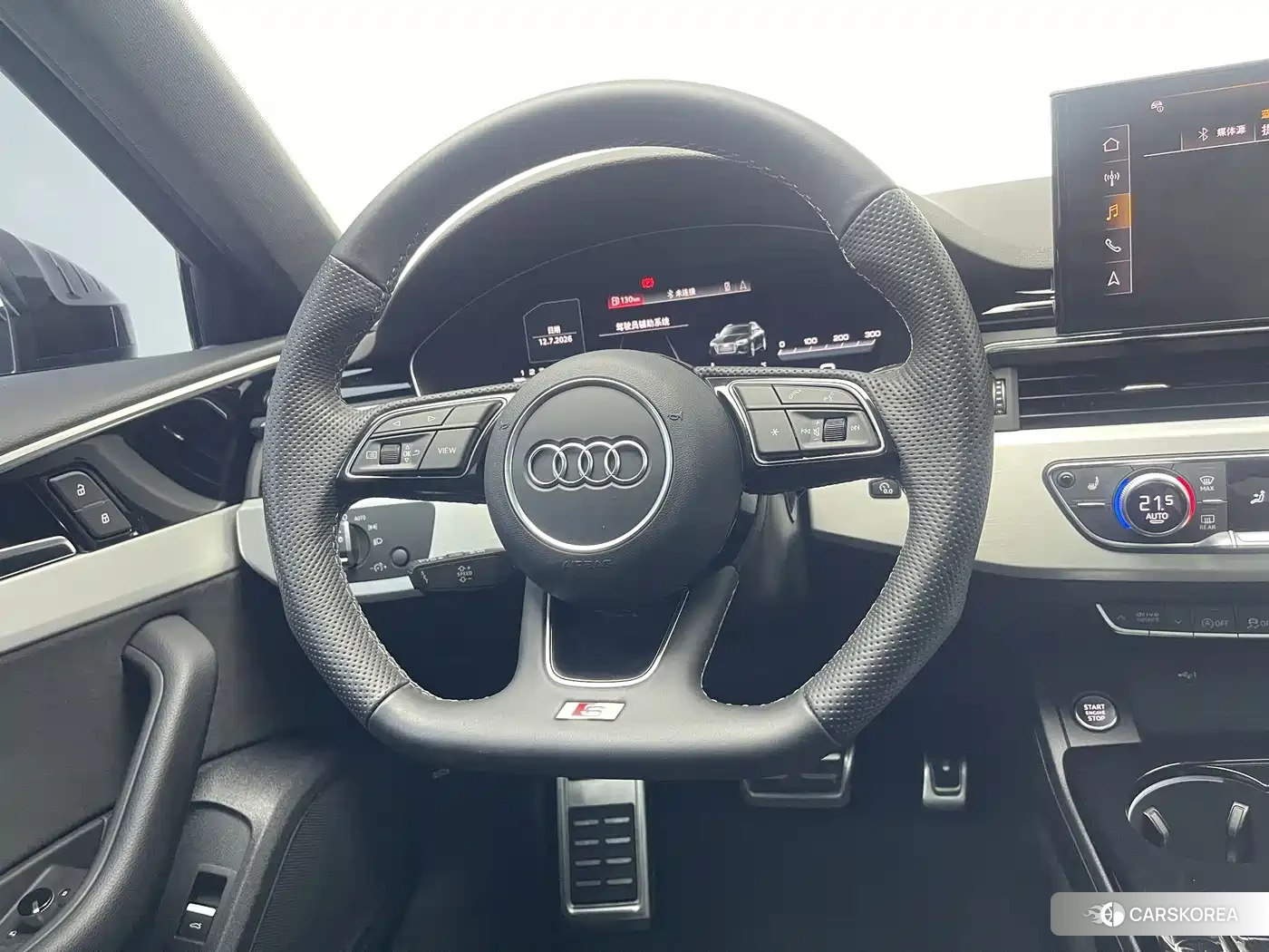 Audi A4L id 4607208 из Китая 16