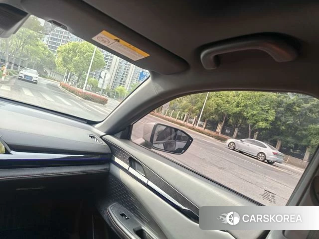 Chang'an UNI-V id 4380379 из Китая 9